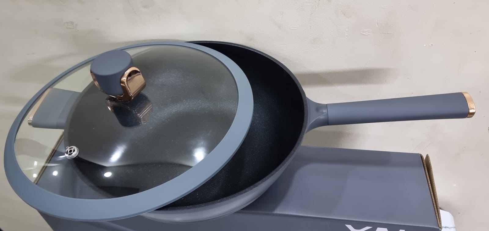 Casto XNS 320mm Nonstick Aluminium Broiled Pan – 6L Large-Capacity, Heavy-Duty Cooking Pan for Gas & Electric Stoves